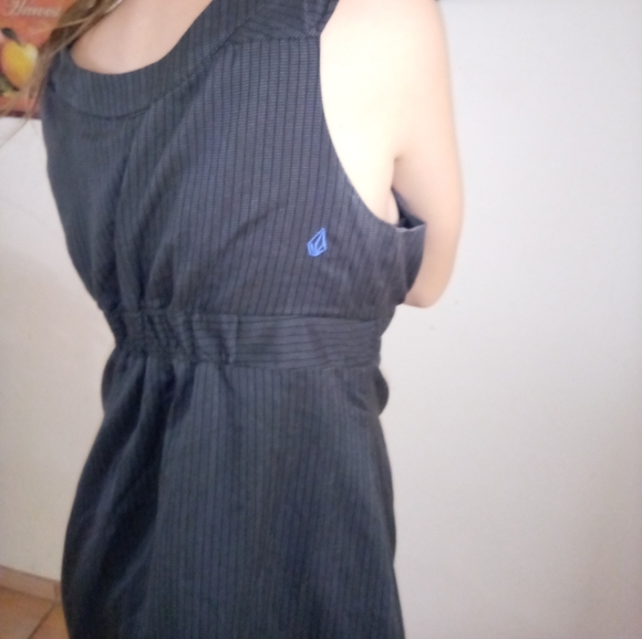 Volcom dress - Picture 3 of 3